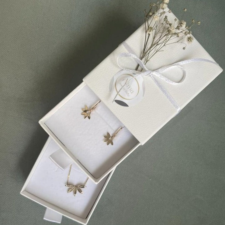 Whispers of Nature Gold Set - AlmaJewelryShop