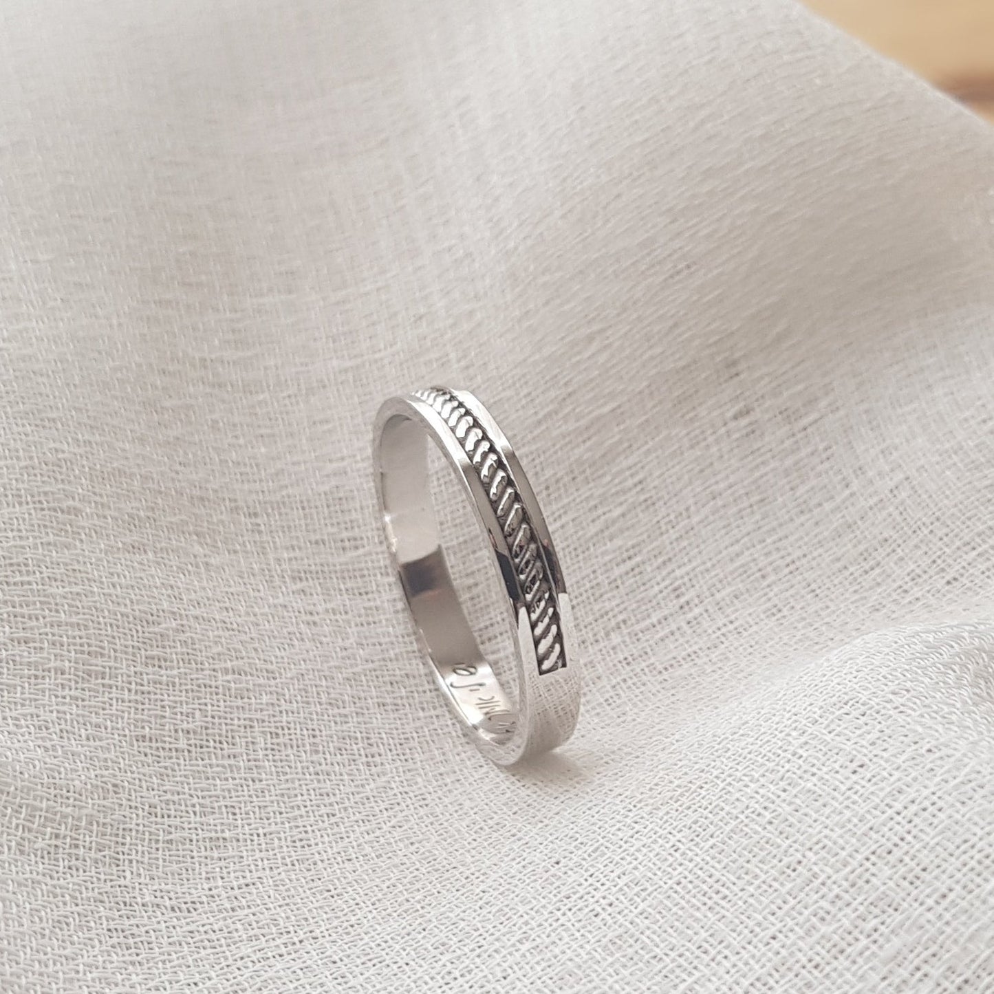 Men's White Gold Wedding Bands - AlmaJewelryShop Online boutique for gold and silver jewelry