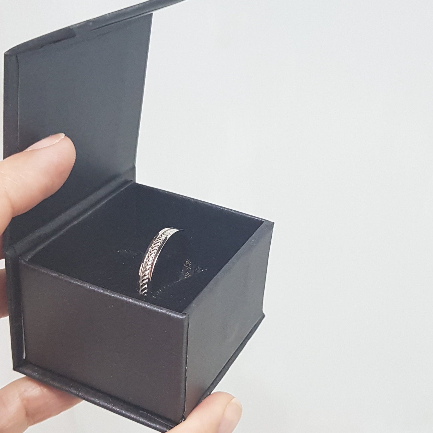 Men's White Gold Wedding Bands - AlmaJewelryShop Online boutique for gold and silver jewelry