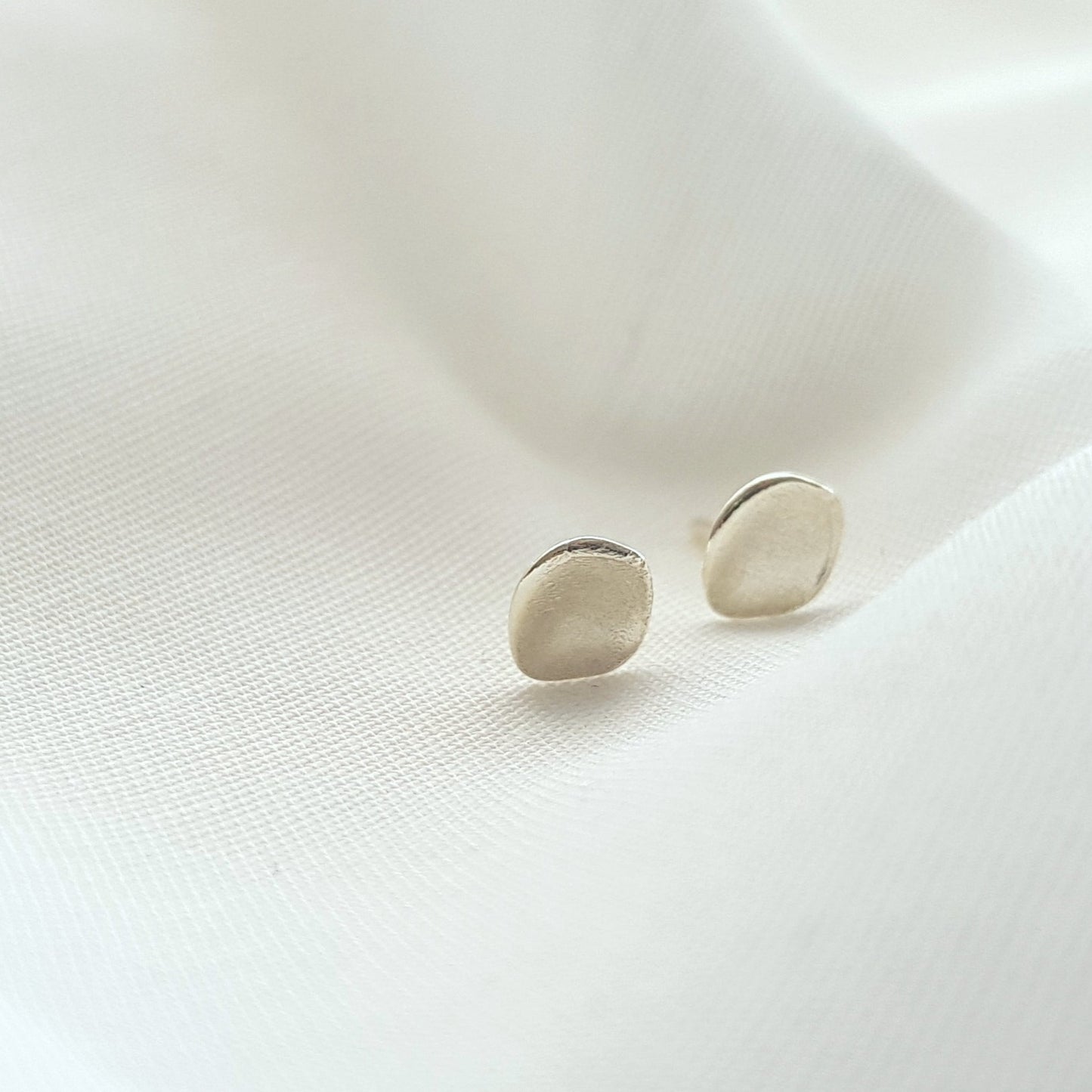 Organic Stud Earrings | Small Earrings - AlmaJewelryShop Online boutique for gold and silver jewelry