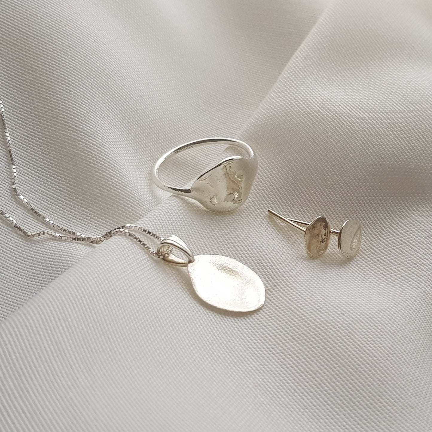 Organic Stud Earrings | Small Earrings - AlmaJewelryShop Online boutique for gold and silver jewelry