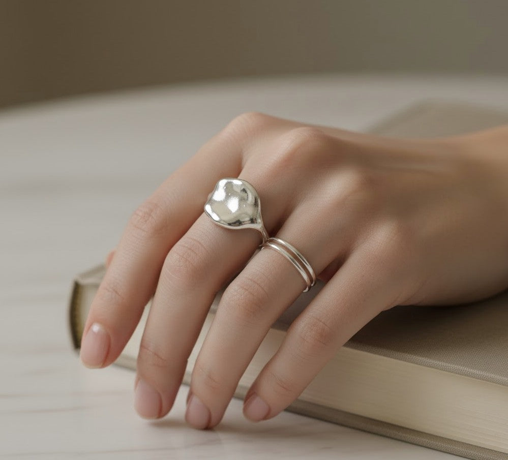 טבעת עגולה אורגנית מכסף סטרלינג בעבודת יד | Alma Jewelry Shop תכשיטי כסף וזהב